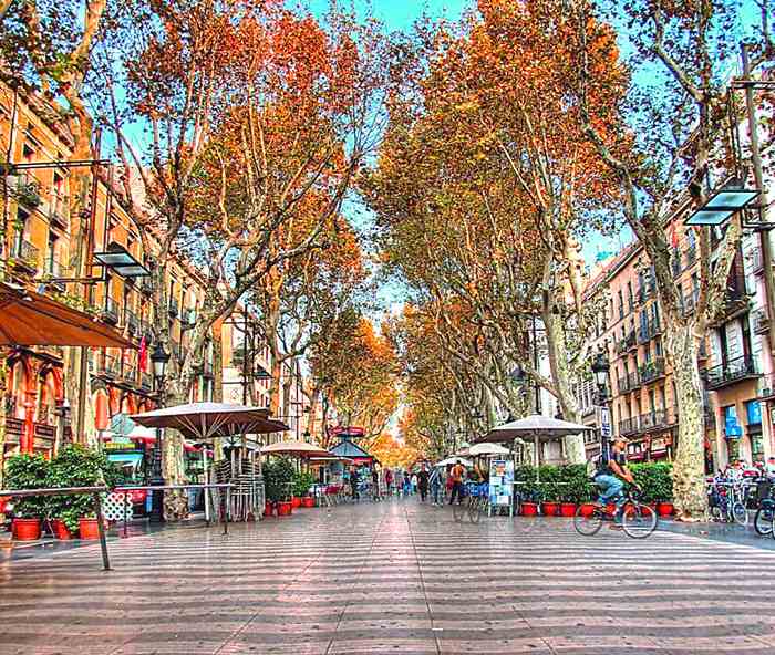 خیابان لارامبلا بارسلونا اسپانیا